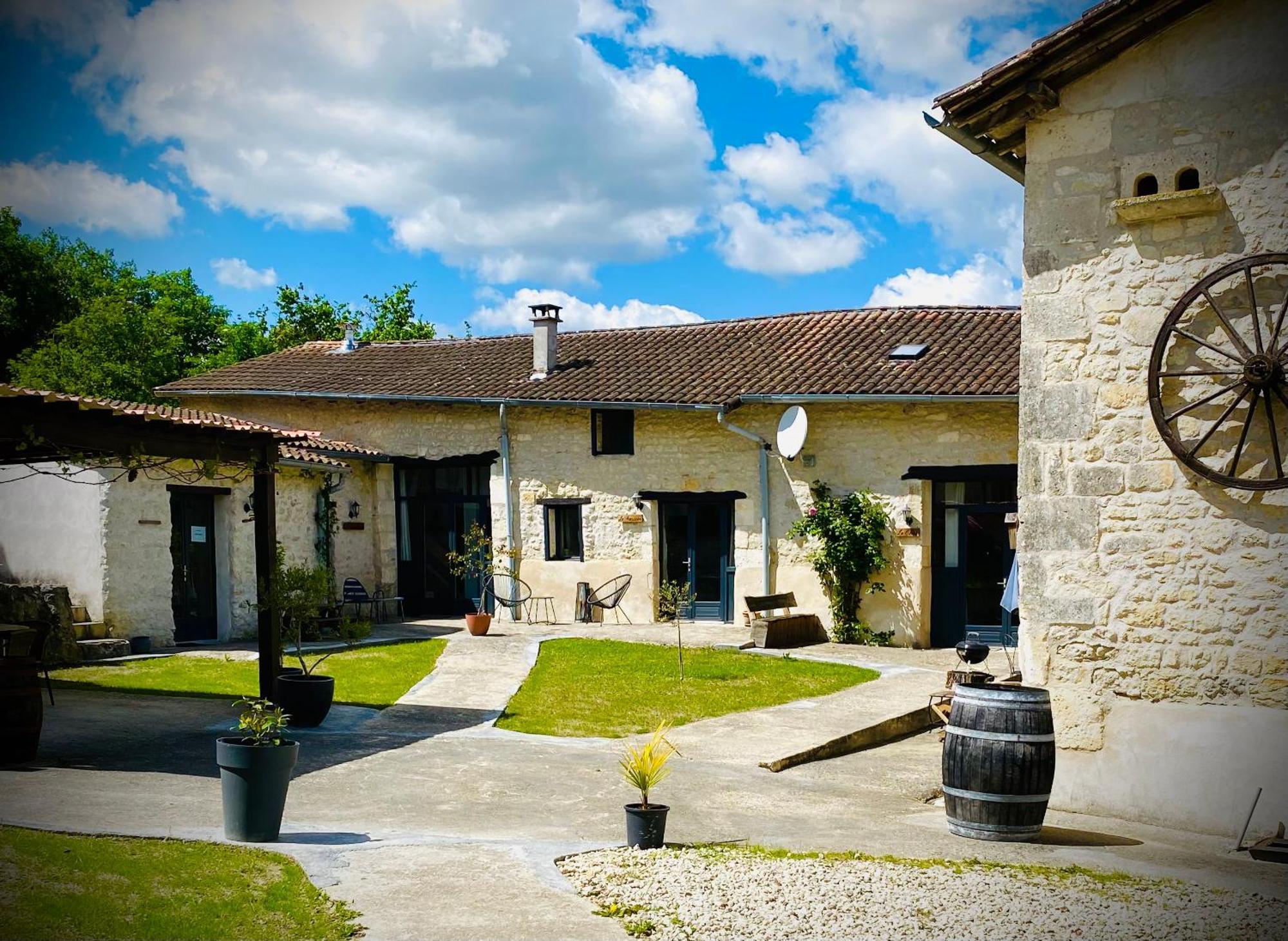 Metairie Des Gacheries Champagne-et-Fontaine Kültér fotó